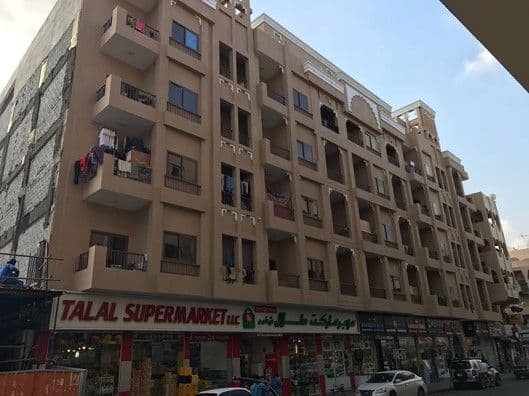 مبنى سكني من 6 طوابق في دبي - صورة 1